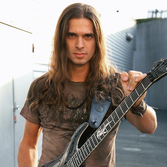 Kiko Loureiro está grabando nuevo disco en solitario