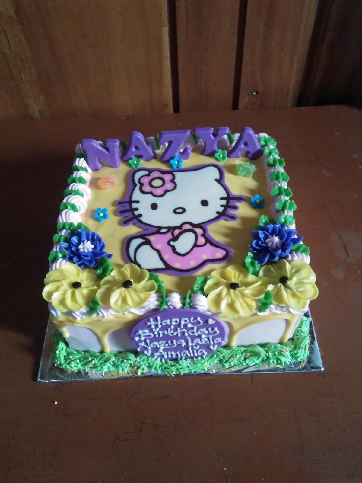 Kue Ultah Hello Kitty Yellow - Kue Ultah Bu Yus - Yusnita Cake