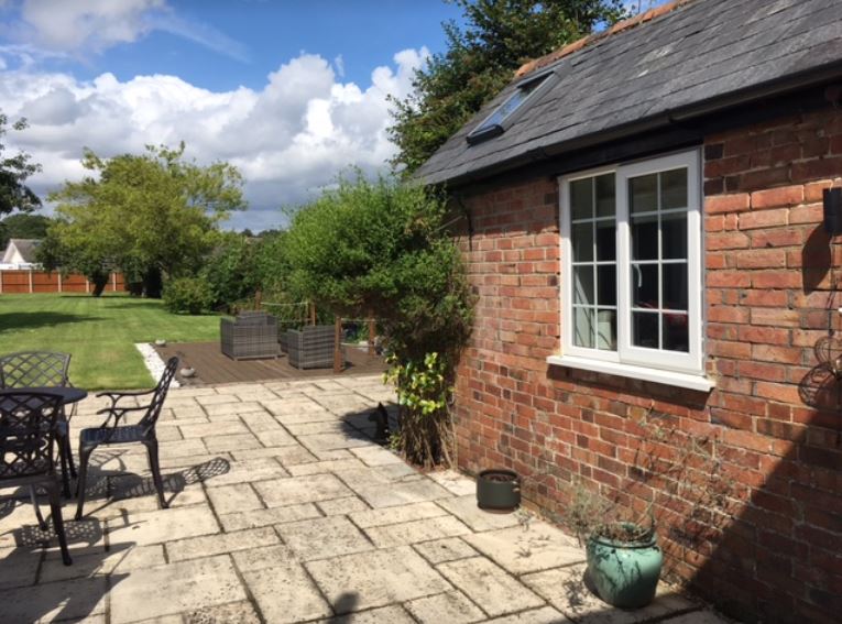 The Holiday Cottages Cream Cottage Annex, Upton, Poole, Dorset (Sleeps