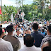 Ratusan Massa Gelar Unjuk Rasa Terkait Dugaan Ijazah Palsu Ketua DPRD Gusit
