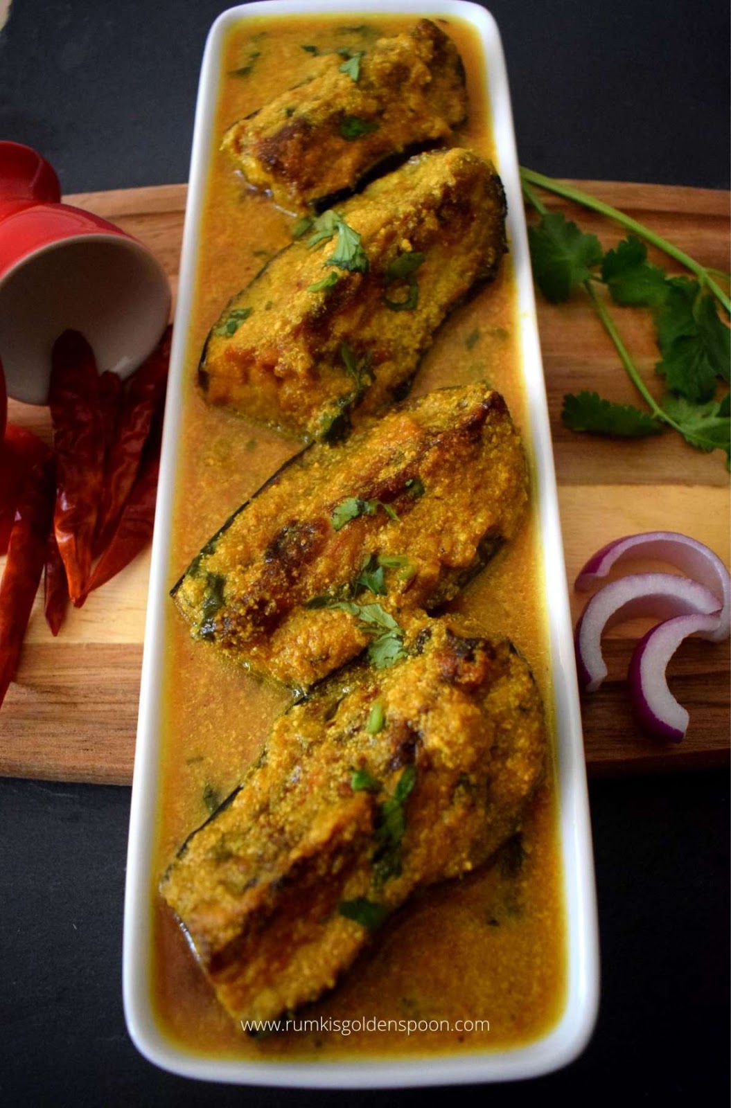 Dahi Baingan, Dahi Baingan Recipe, how to make Dahi Baingan, recipe for Dahi Baingan, brinjal curry, brinjal curry recipe, veggie recipes of India, recipes for eggplant curry, aubergine curry, Indian curry recipes,Rumki's Golden Spoon