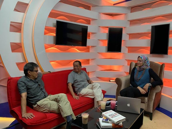 Diskusi Sarita, Rocky Gerung Nilai BIN Kecolongan Diskusi Sarita, Rocky Gerung Nilai BIN Kecolongan
