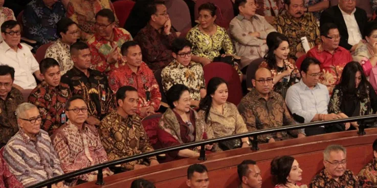 Presiden Joko Widodo saat menghadiri Ulang Tahun Megawati Soekarno Putri di Taman Ismail Marzuki, Jakarta, beberapa waktu silam.