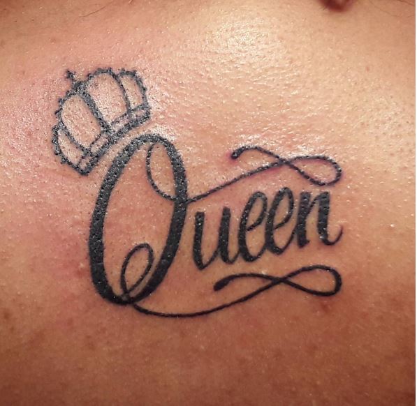 50 Best Queen Tattoos For Women 2019 Crown Spades Heart Tattoo Ideas Part 5