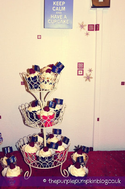 Diamond Jubilee Cupcakes, Cake Pops and Macarons