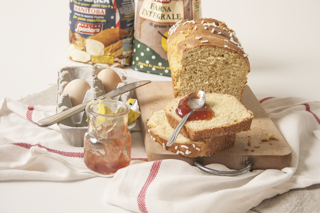 Panbrioche semi integrale al miele
