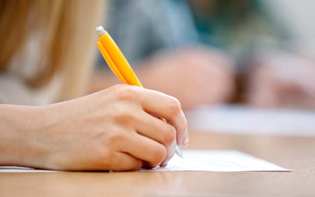 Prefeitura baiana abre concurso com mais de 70 vagas e salários de até R$ 6,5 mil