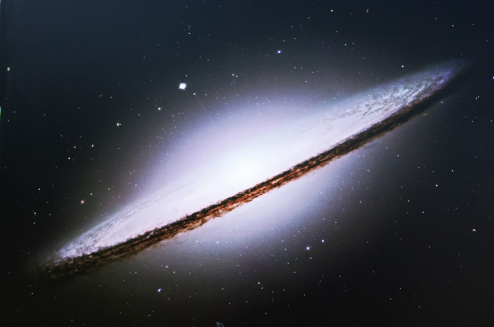 Space Pictures | Mac OS X Wallpaper | Mac OS X Themes ~ MacAppearance