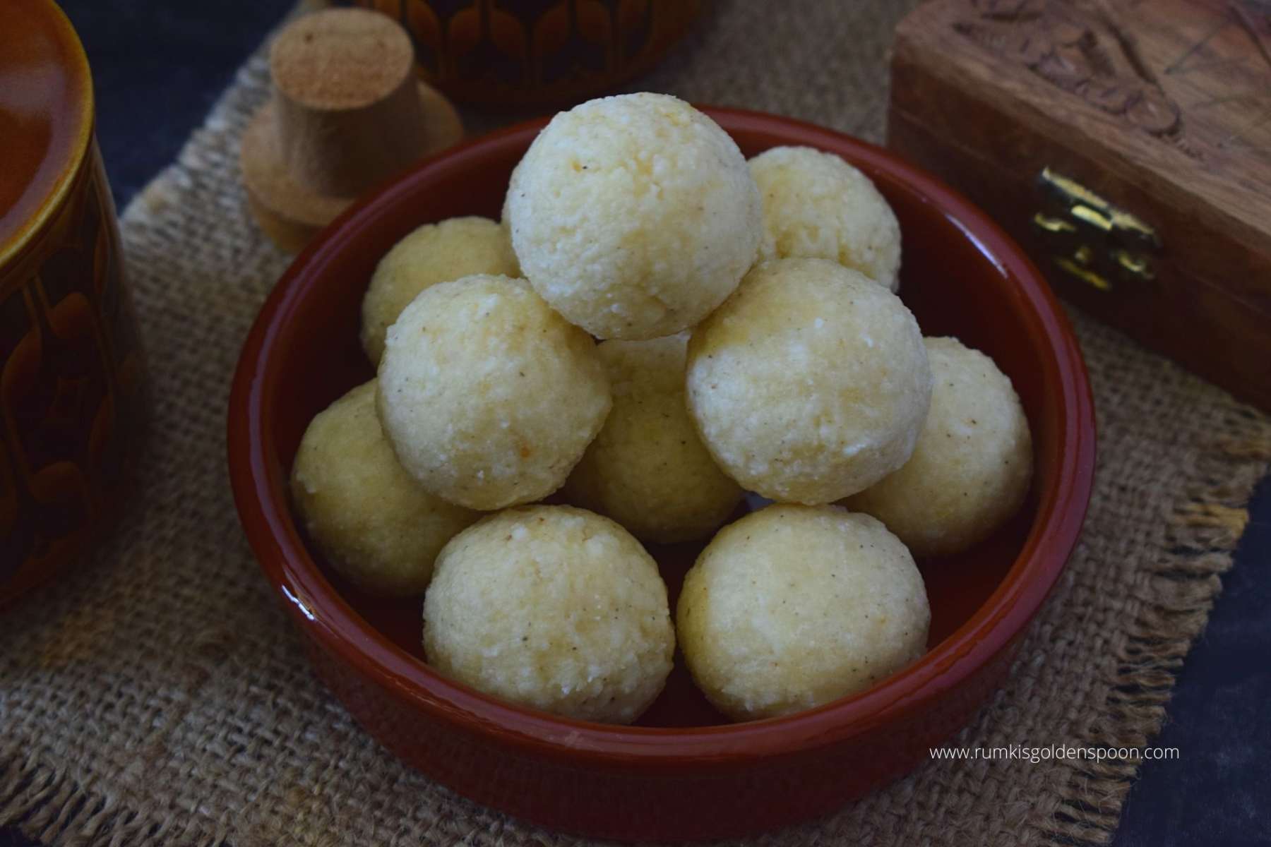 narkel naru, narkel naru recipe, chinir narkel naru recipe, narkeler naru recipe bengali, coconut naru, narkel naru recipe bengali, how to make narkel naru, narkel naru banana recipe, recipe for narkel naru, narkel naru bengali recipe, coconut ladoo recipe, coconut ladoo recipe without condensed milk, coconut ladoo with khoya, coconut laddu, coconut ladoo, fresh coconut ladoo, narkeler naru, narkol naru, bengali sweet, bengali dessert, bengali desserts, bengali sweet dish, simple bengali dessert recipes, easy bengali dessert, bengali dessert recipe, bengali dessert recipes, Rumki's Golden Spoon