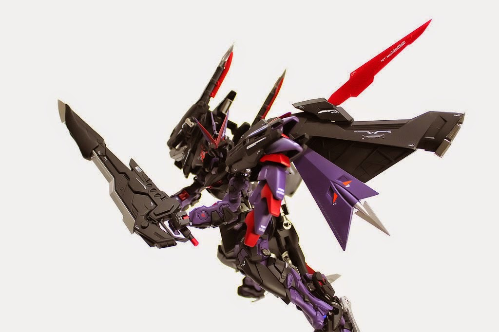 Gundam Family MG 1/100 Gundam Astray Violent Geist Custom Build