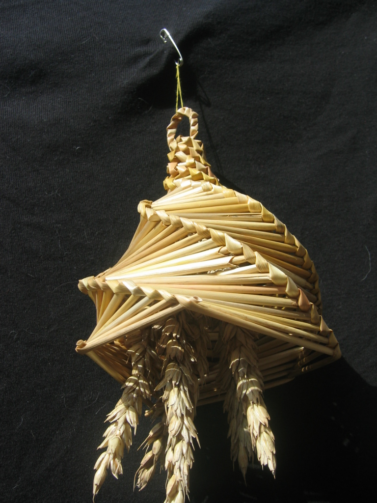 The Regency Looking Glass Corn Dollies Reviving an Ancient Craft
