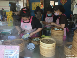 Yilan Food|Zheng hao Xiaolongbao, sanxing scallion with thin skin and juicy.Popular lined up snacks.