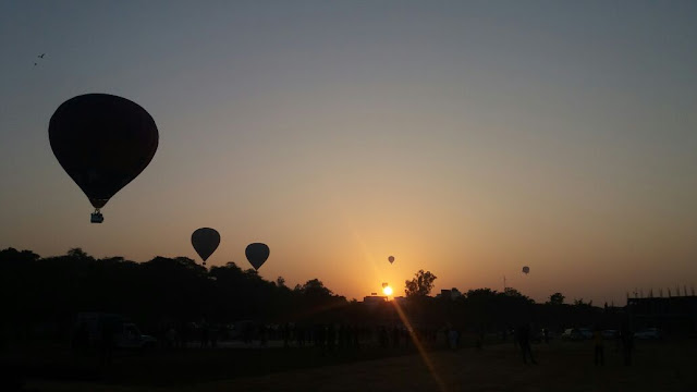 Key Highlights of the Day: Taj Balloon Festival Key Highlights of the Day: Taj Balloon Festival