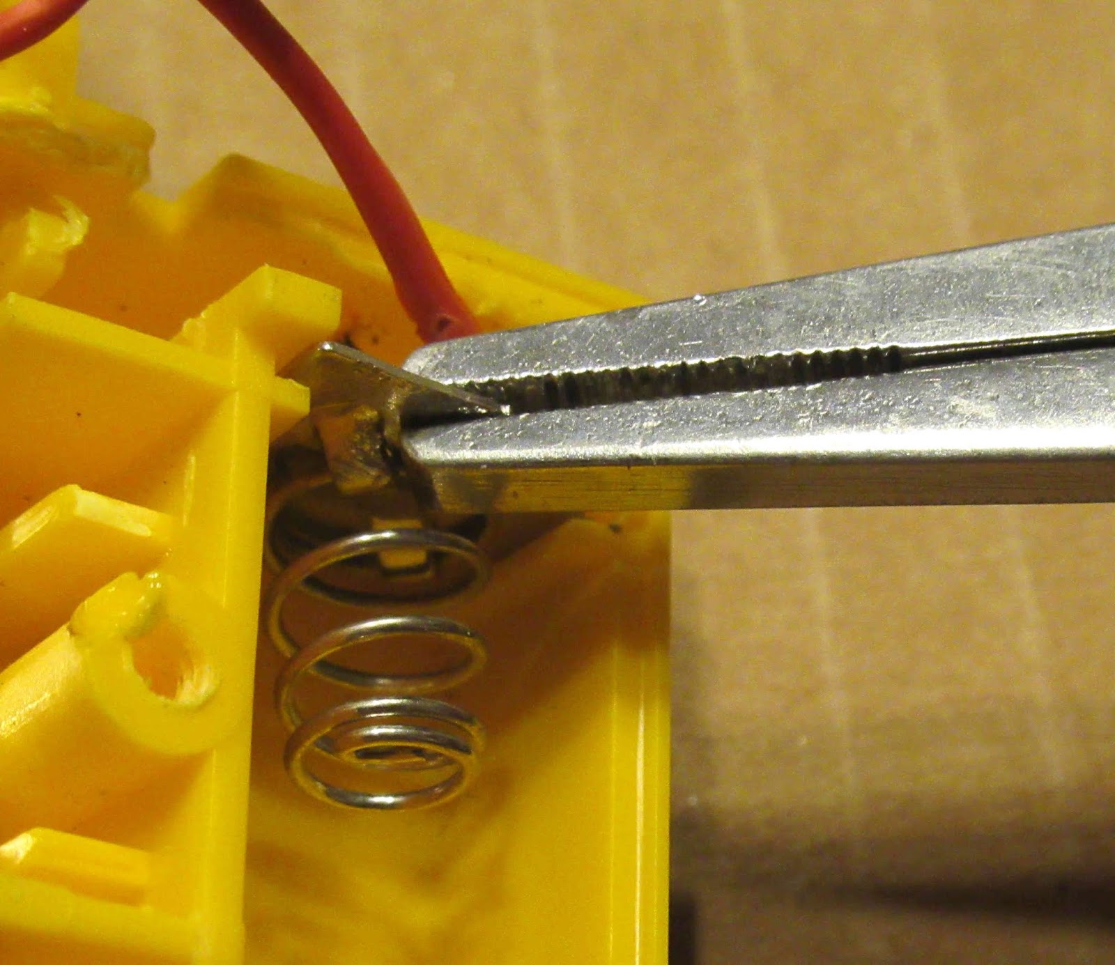 Model Rocket Building Fixing The Estes Launch Controller, Part 1