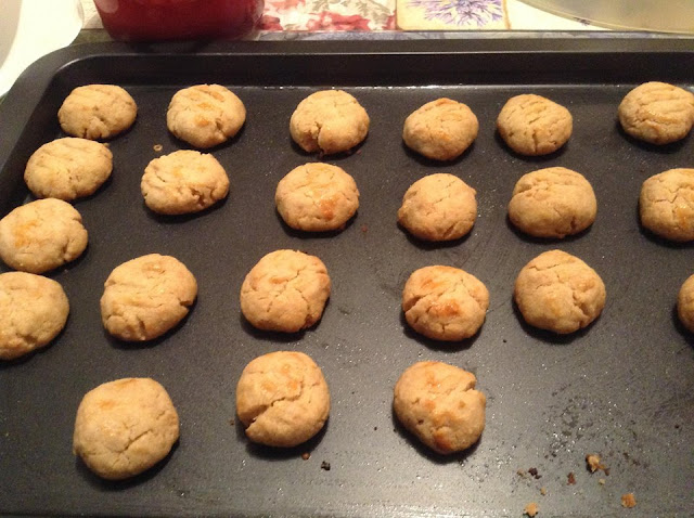 umiyumi2 our life in perth, WA Menu berbuka ringkas dan biskut kacang