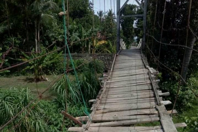 Rusak Parah, Jembatan Gantung Mallusetasi-Pakkasalo Ditutup Sementara