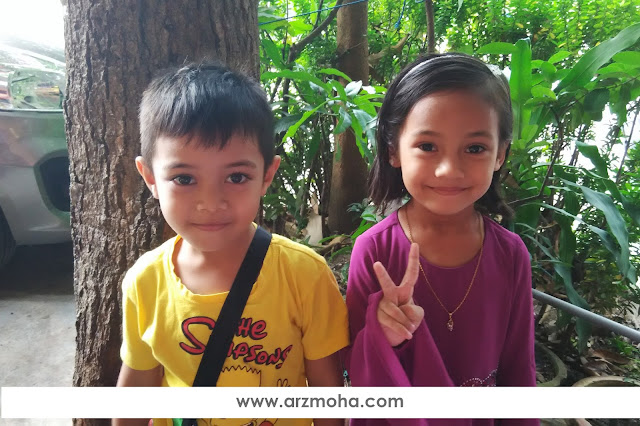 arzmoha gambar raya 2017, gambar raya 2017, cik puteri dan sepupu, gambar kanak-kanak comel, anak blogger yang comel, gambar jubah kanak-kanak,