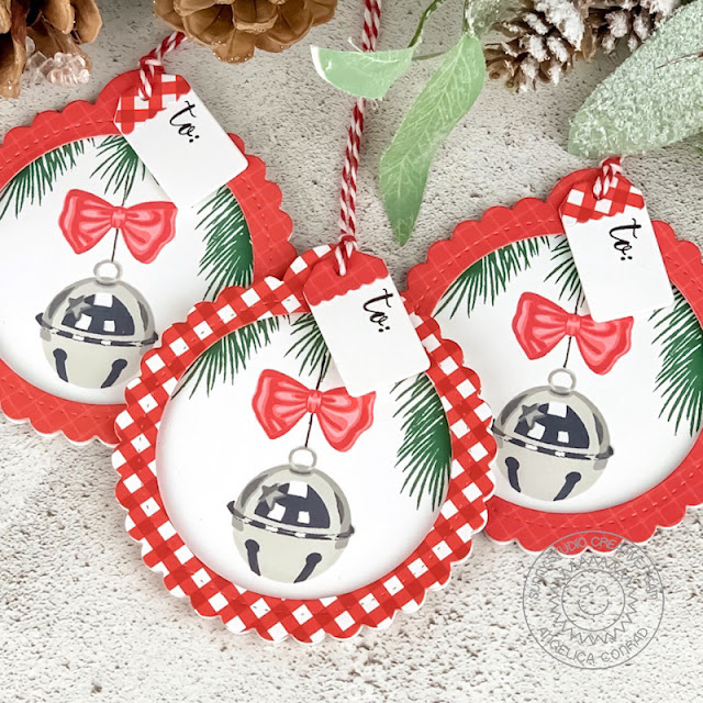 Sunny Studio Stamps: Scalloped Tag Dies Holiday Style Season's Greetings Christmas Gift Tags by Angelica Conrad Sunny Studio Stamps: Scalloped Tag Dies Holiday Style Season's Greetings Christmas Gift Tags by Angelica Conrad
