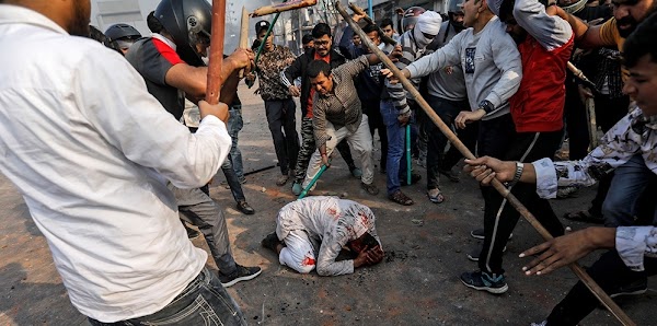 Kerusuhan Muslim dan Hindu di India, Orang Diseret di Jalanan, Masjid Dibakar