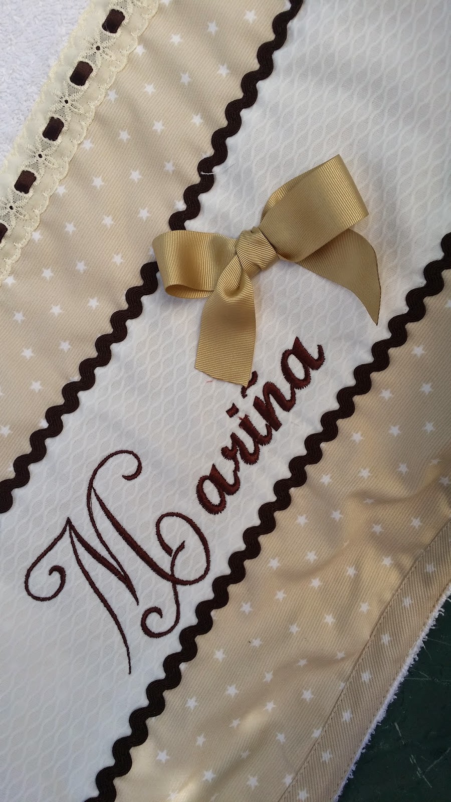 PEQUECHOS: Conjunto de baño para Mariña