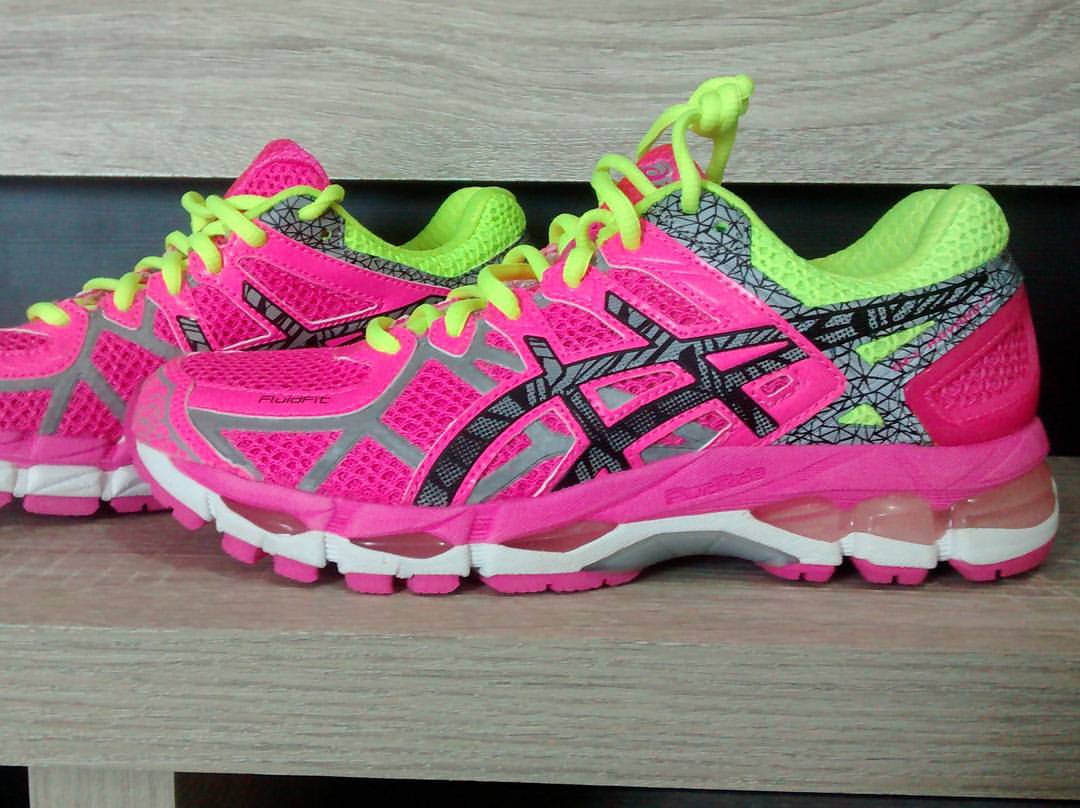 tenis minimalista asics