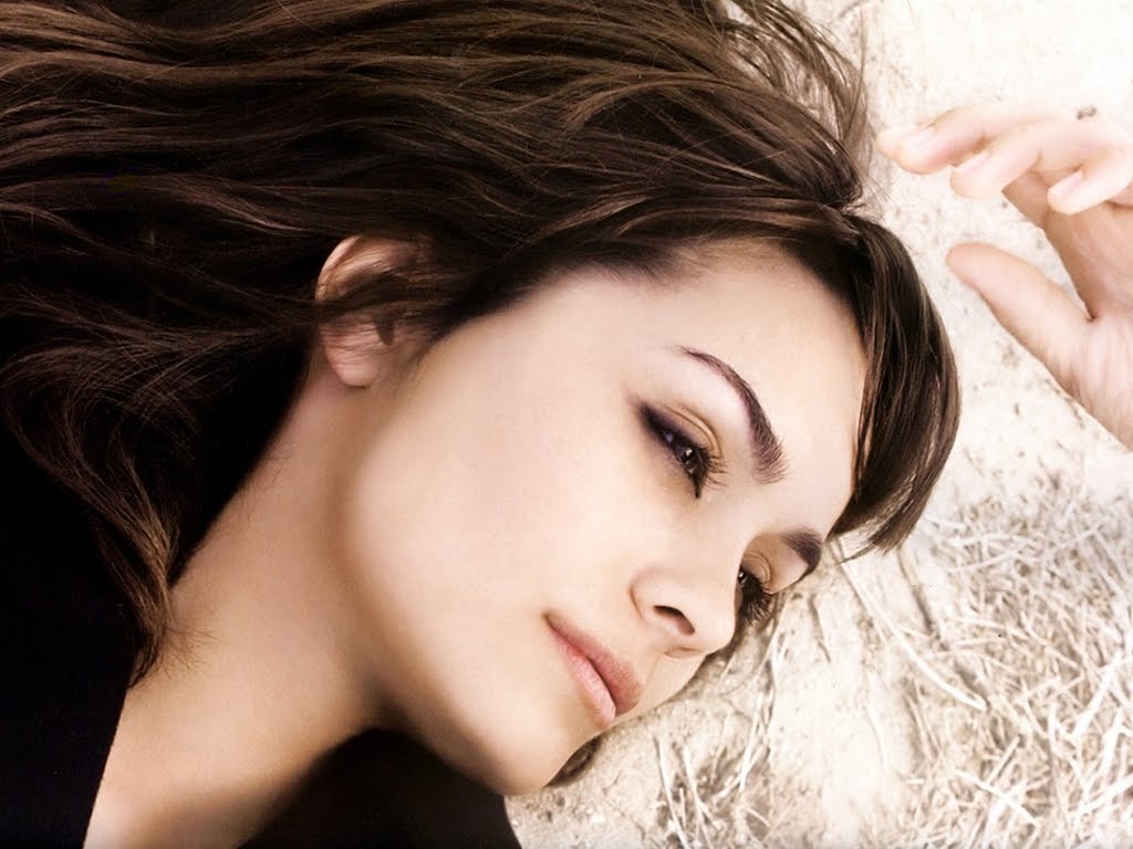 Hollywood Stars: Shannyn Sossamon