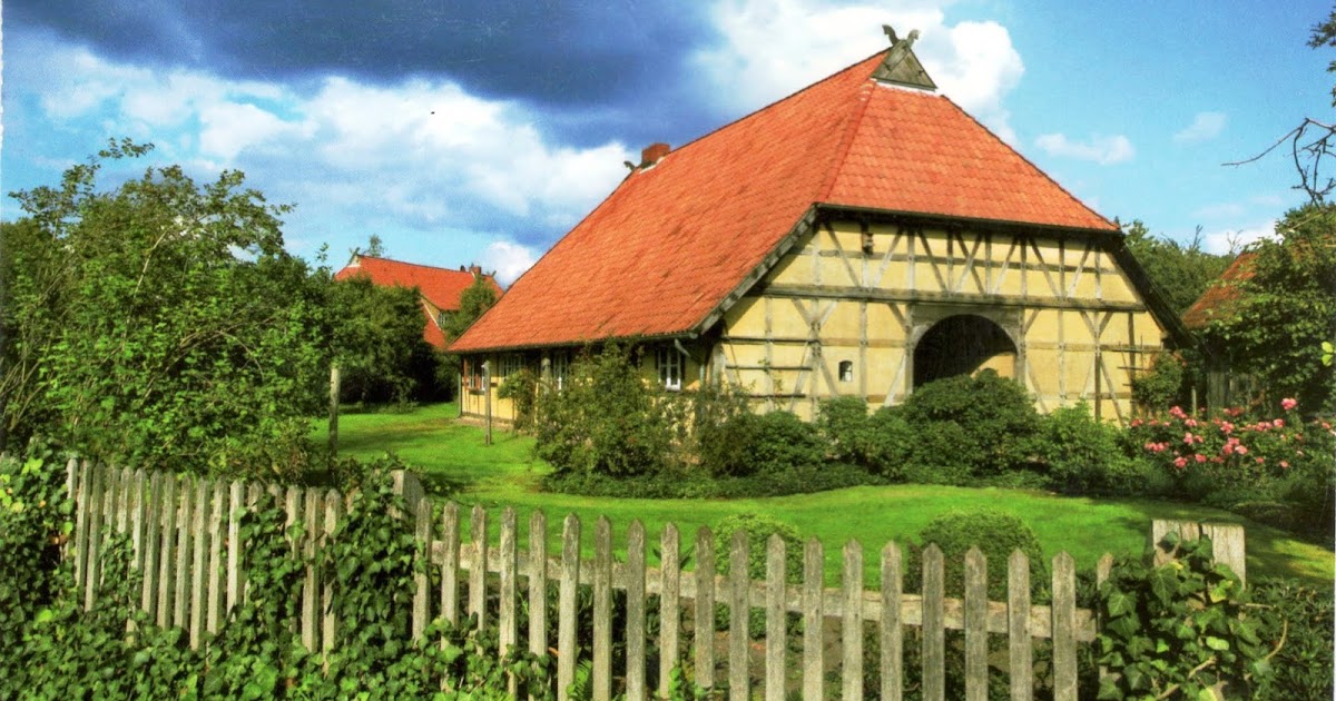 WORLD, COME TO MY HOME! 3435 GERMANY (Lower Saxony) A traditional