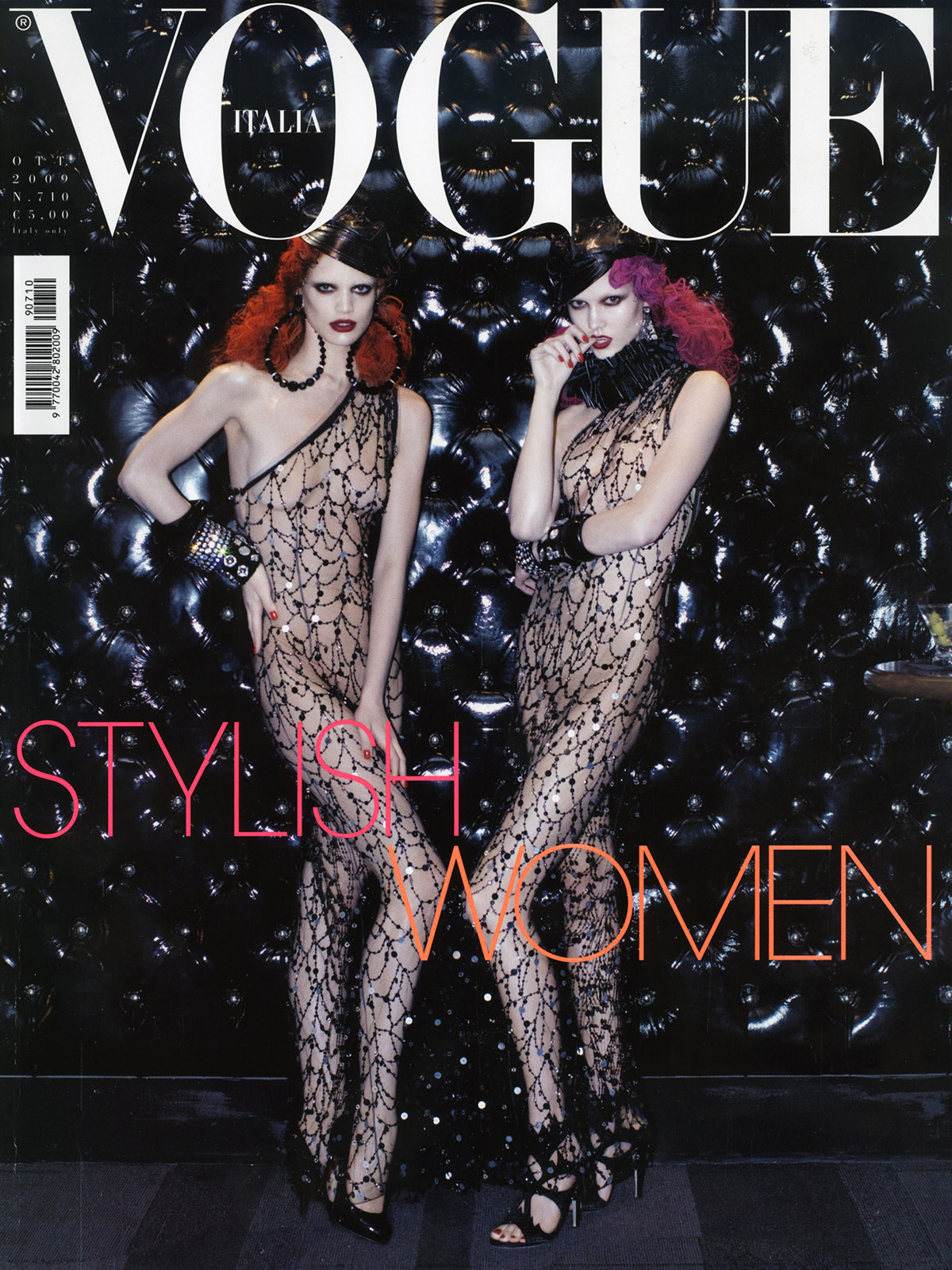 Under the Covers 2: Fashion Killa - Página 33 Too-Shy-Shy-Hush-Hush-Steven-Meisel-Vogue-Italia-October-2009-01