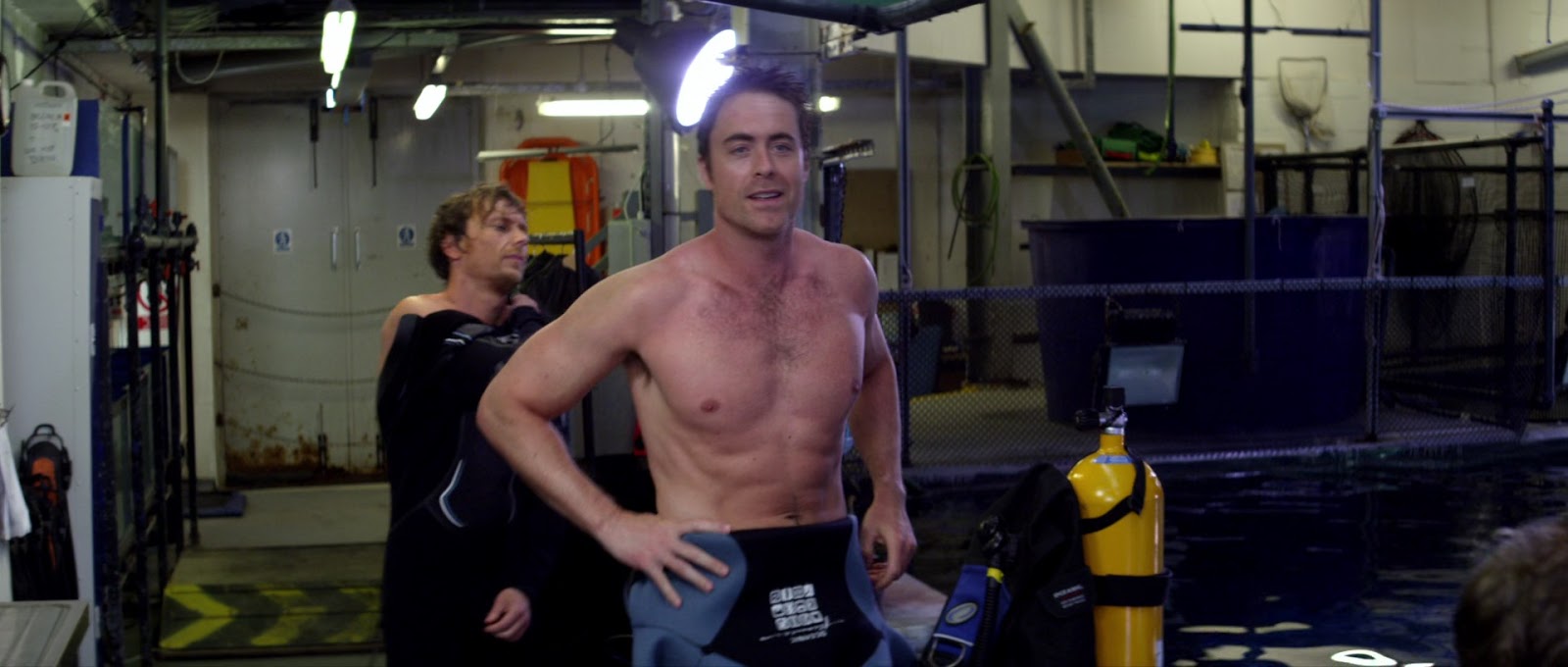 ausCAPS: James Murray shirtless in Cucumber 1-02 "Episode #1.2"