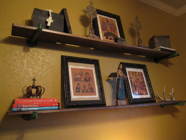 Anthropolgie inspired sheving, diy industial shelving, shelving with pipes