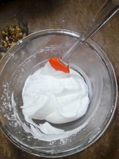 combine-the-cream-with-spatula