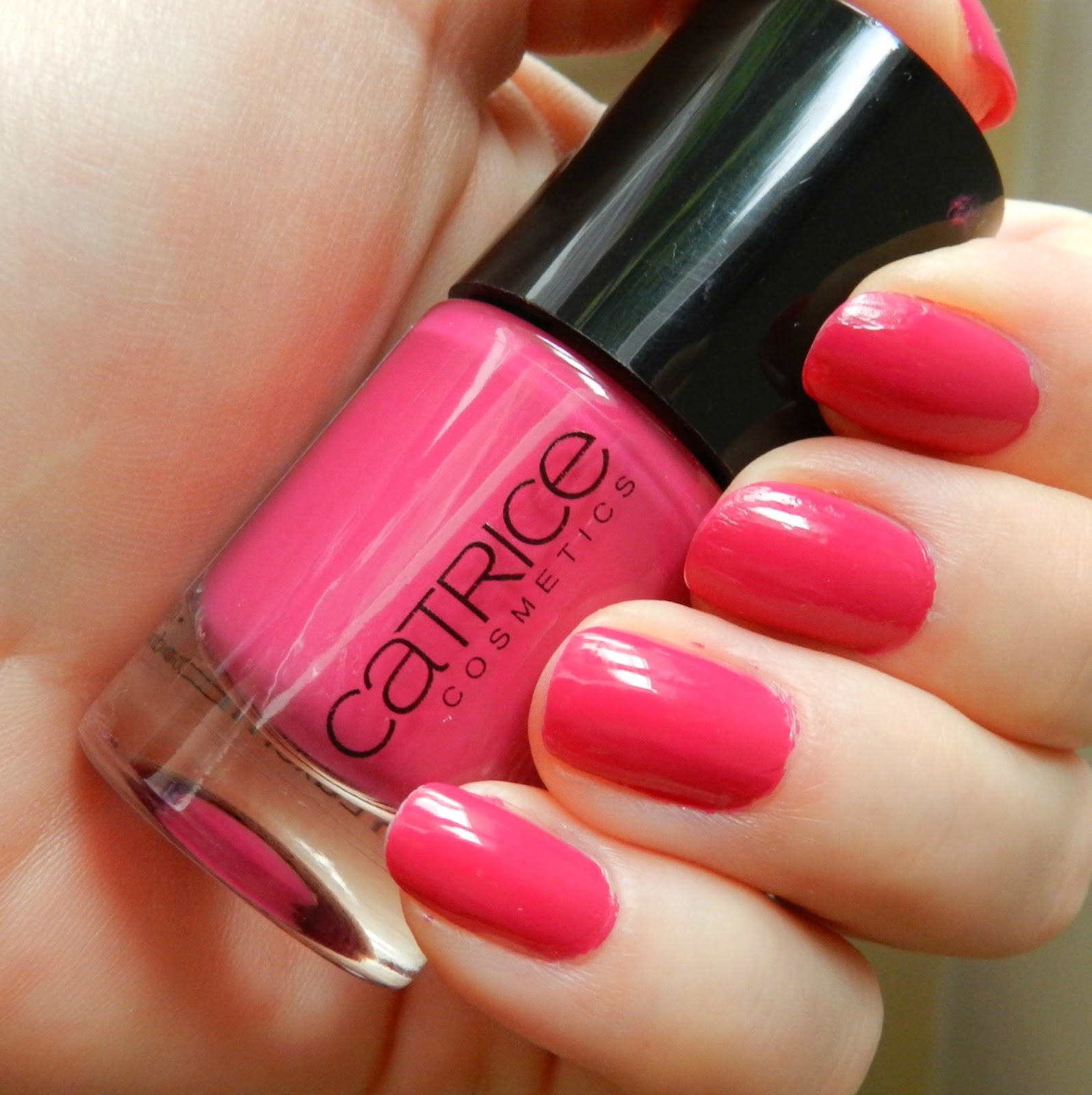 Unfade what fades Catrice Ultimate Nail Lacquer 27 The Pinky And The