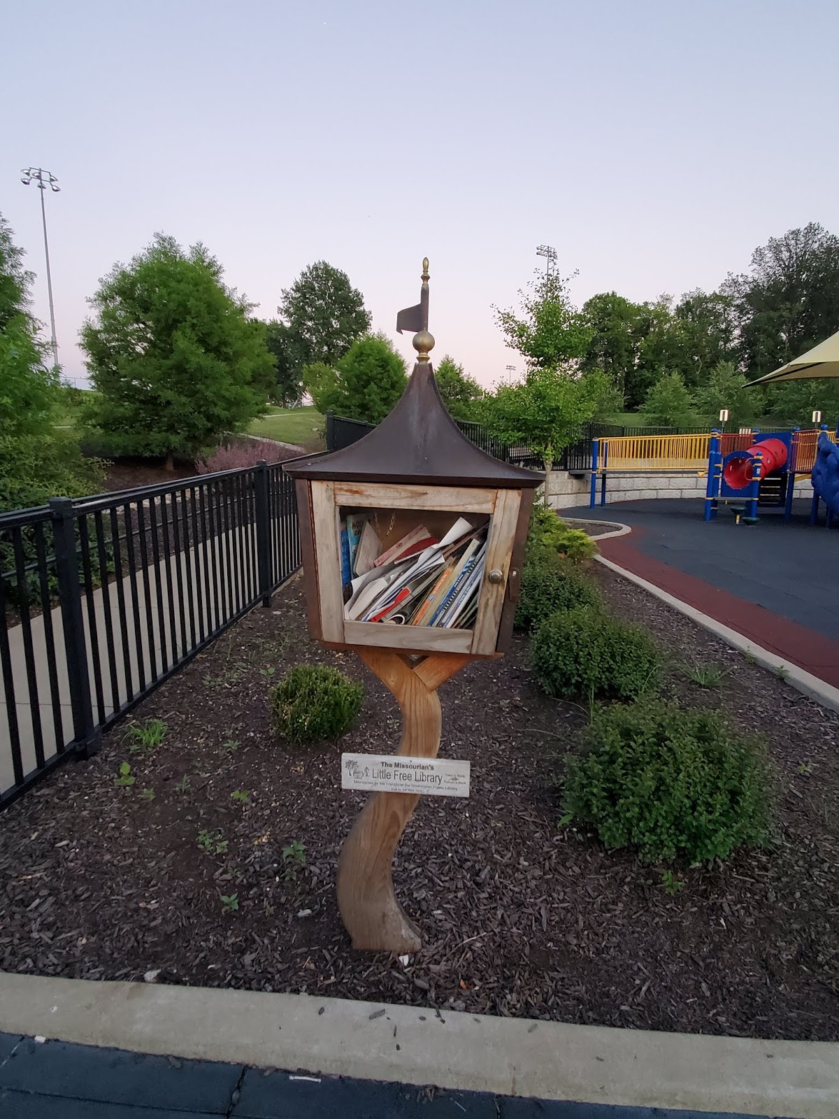 Play St. Louis Bernie Hillermann Park, Washington