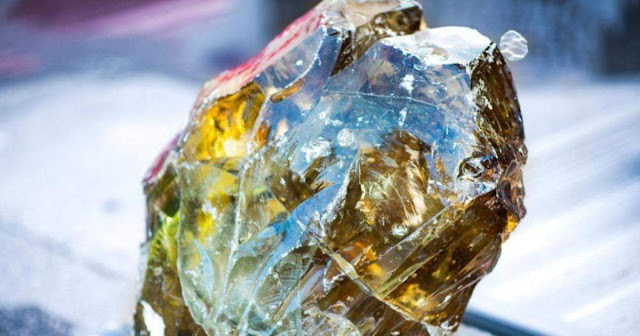 7 Billion-Year-Old Stardust Is Oldest Material Found on Earth