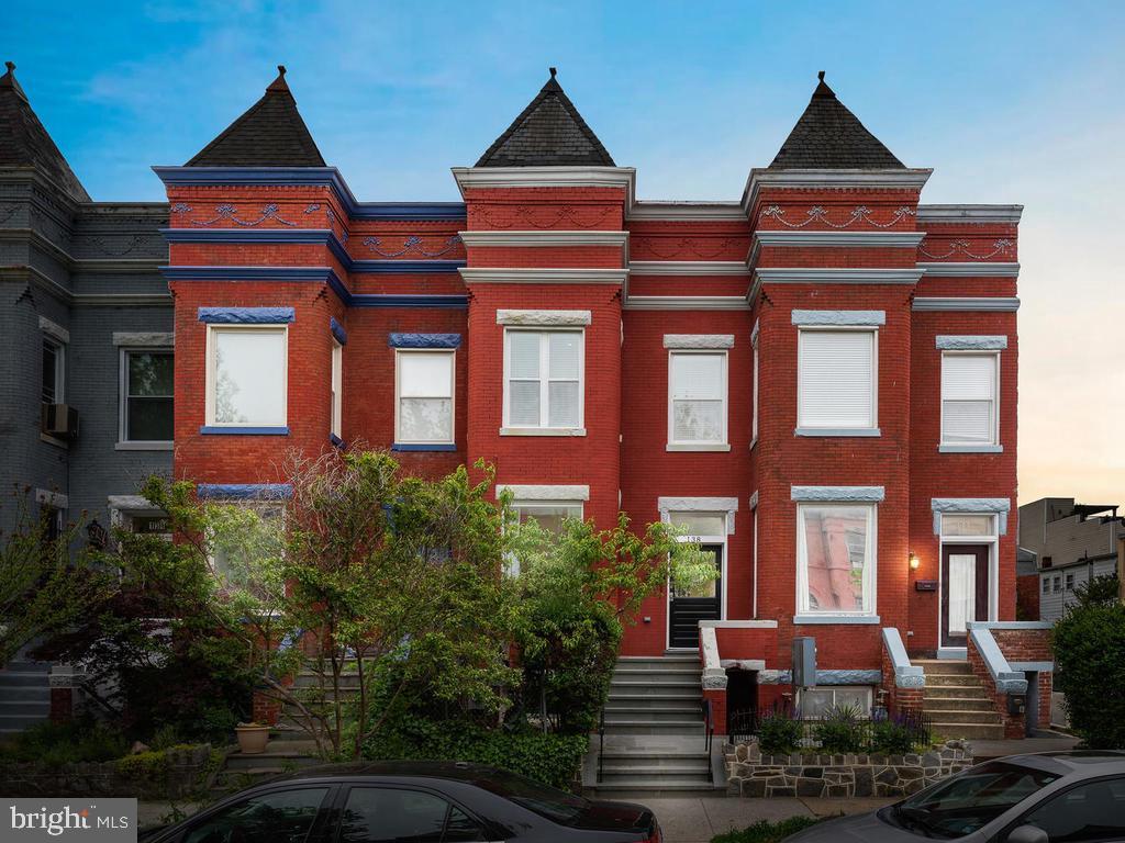 bloomingdale Active Real Estate Listings in and around Bloomingdale as