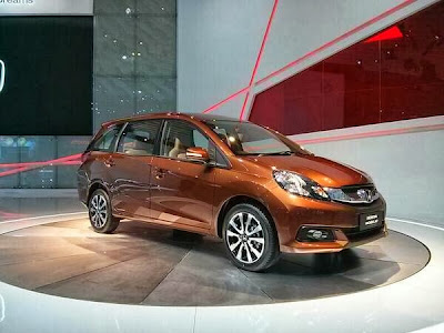 spesifikasi honda mobilio