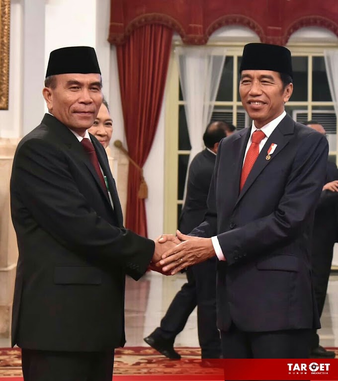 Presiden Joko Widodo Lantik Hinsa Siburian Jadi Kepala BSSN