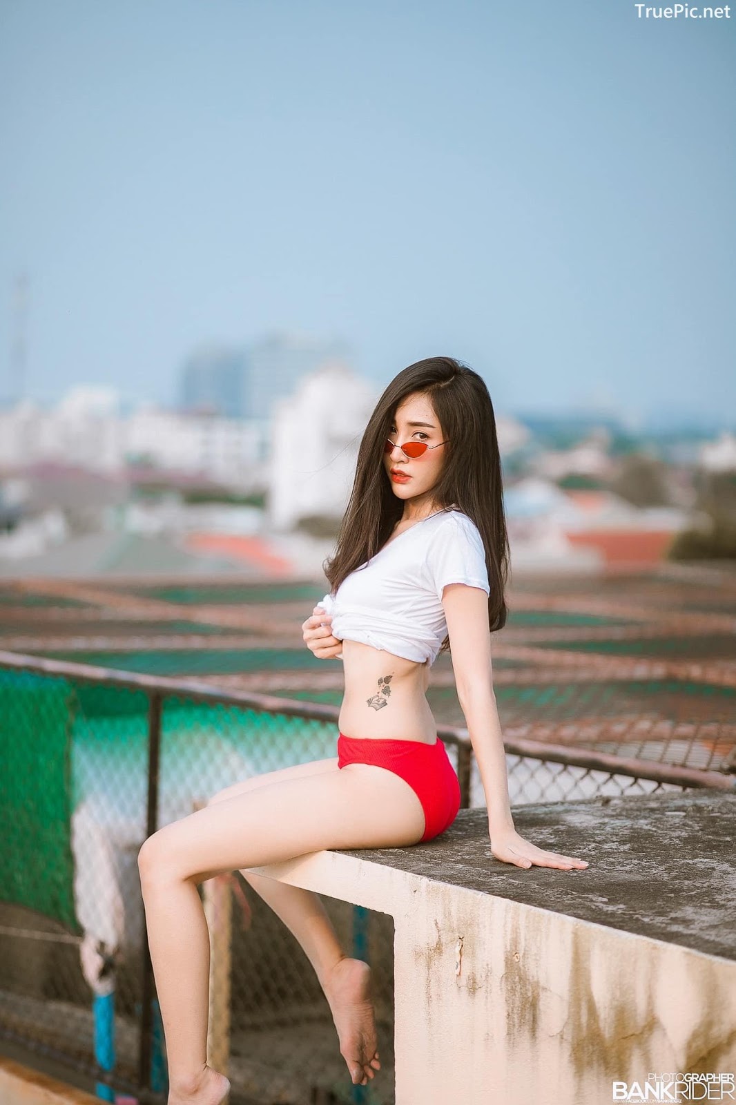 Image-Thailand-Sexy-Model-Yanapat-Ukkararujipat-Violet-Girl-TruePic.net- Picture-28