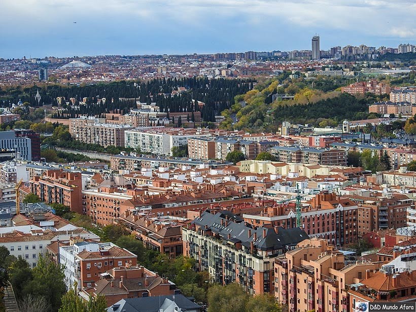 Vista de Madrid do alto da Cúpula da catedral de la Almudena: O que fazer em Madrid, Espanha