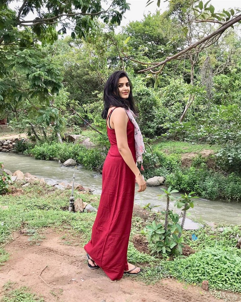 Telugu Actress Pavani Gangireddy Latest Photoshoot Images