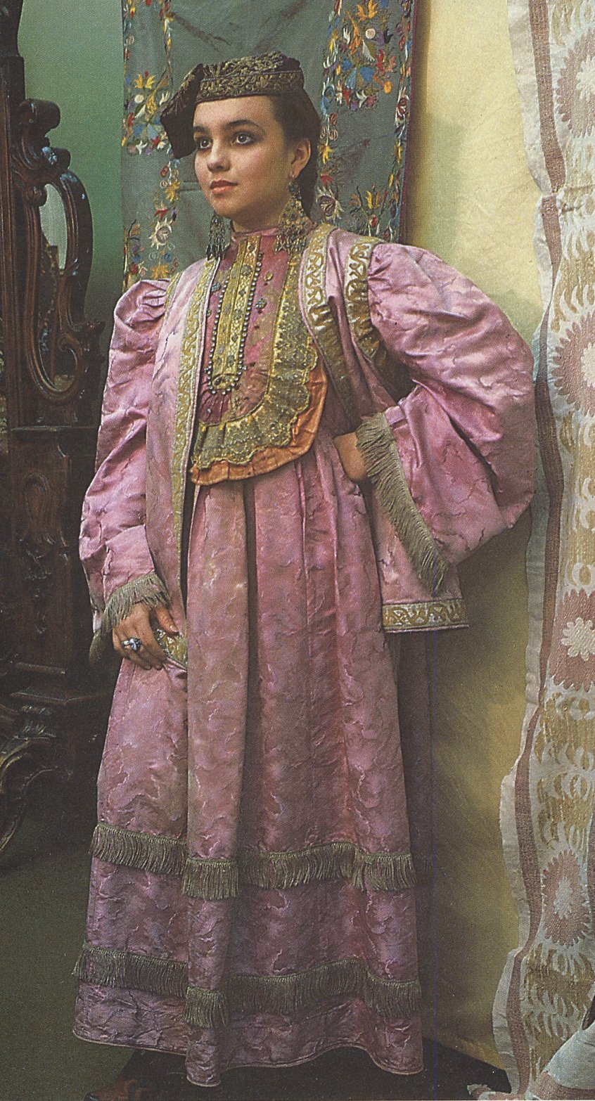 FolkCostume&Embroidery: Traditional Costume of Tatarstan