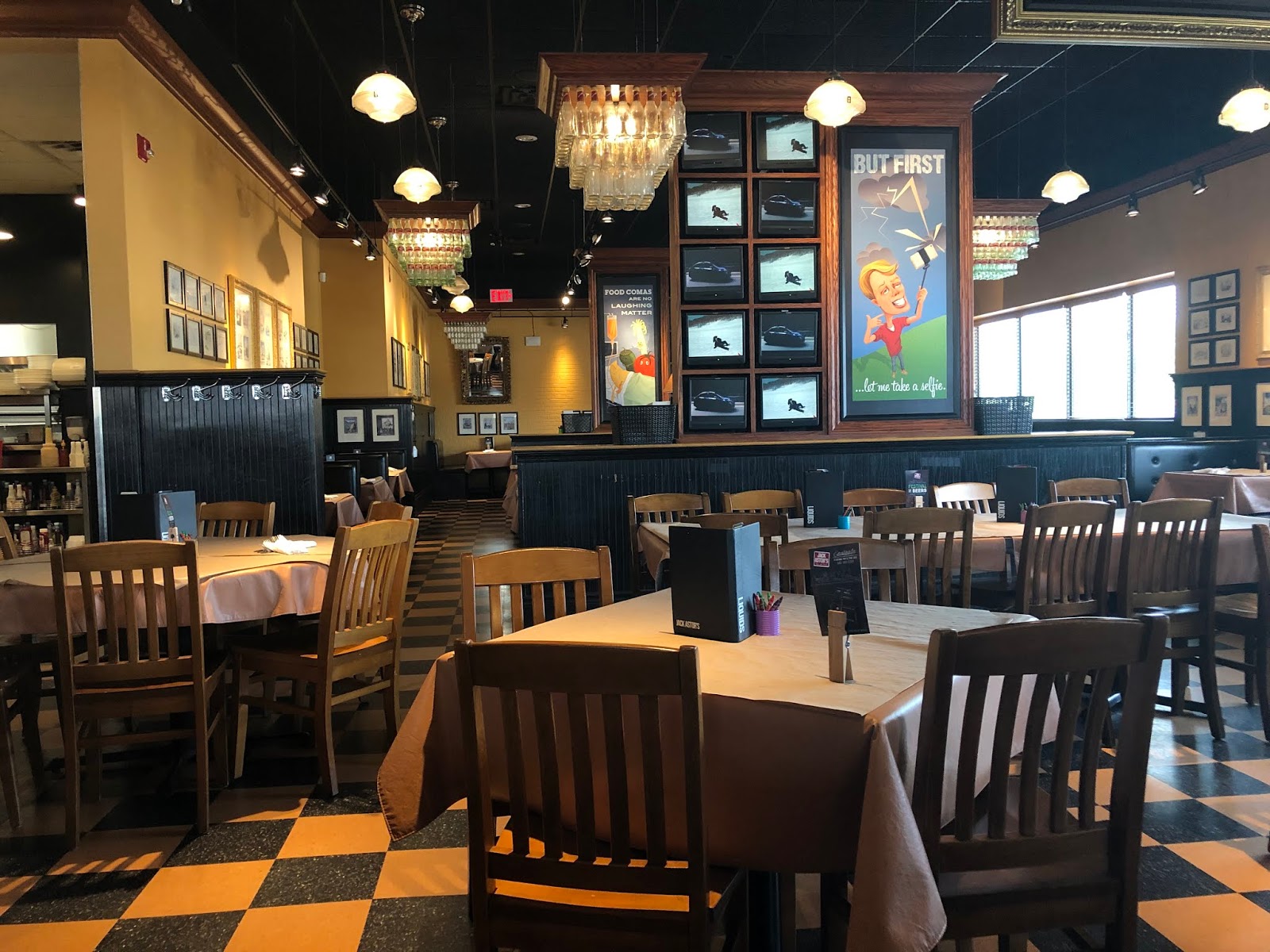 Teena in Toronto Jack Astor's Bar & Grill, Stoney Creek, ON