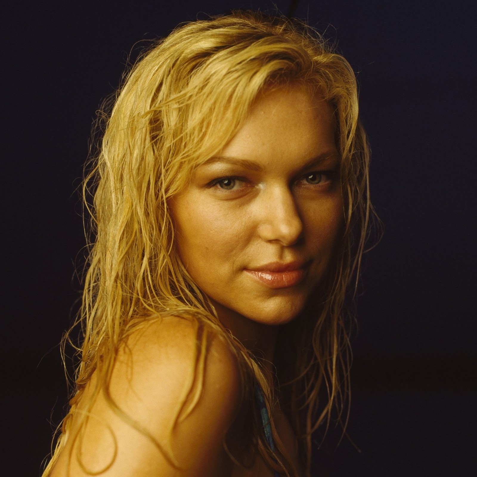 CELEBRITY MODELS NUDE: Laura Prepon