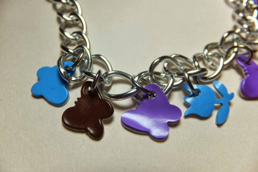 dijes con vasitos de yogurt