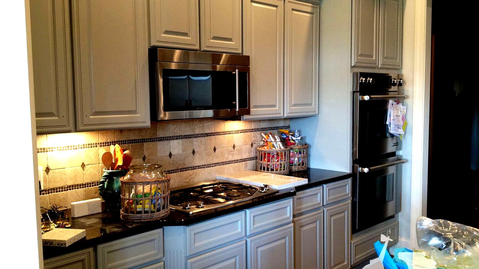 kitchens with painted cabinets