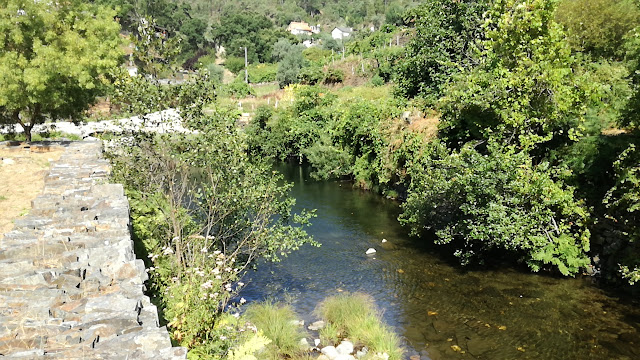 Margem do Rio Ceira Margem do Rio Ceira