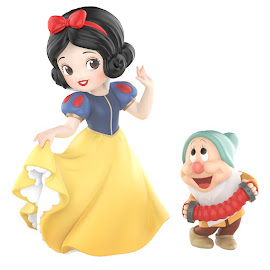 Pop Mart Snow White and Bashful Licensed Series Disney Snow White Classic Series Figure