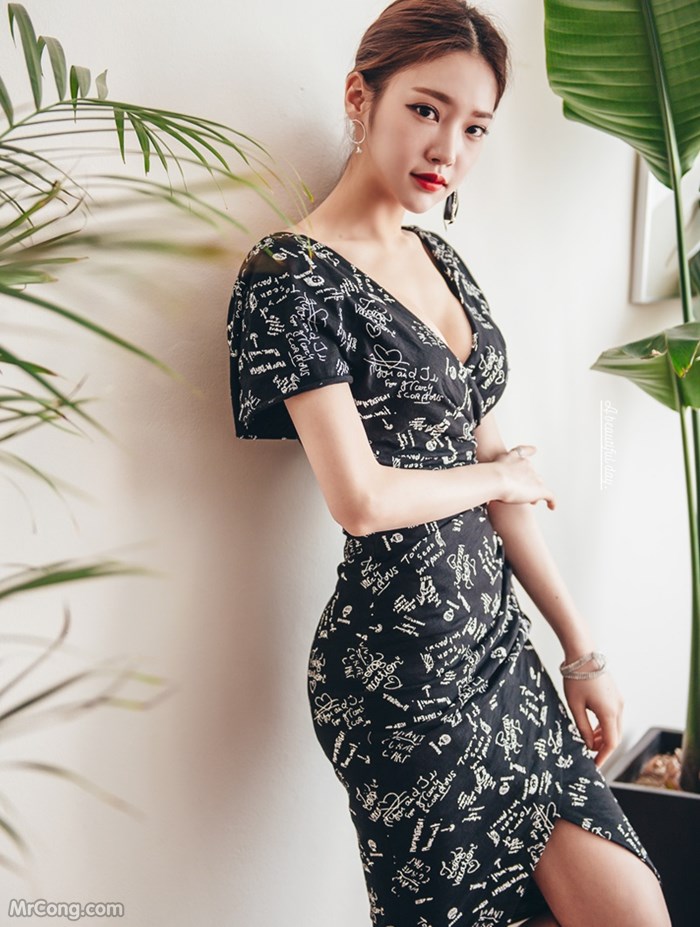 Beautiful Park Jung Yoon in the April 2017 fashion photo album (629 photos) photo 6-19