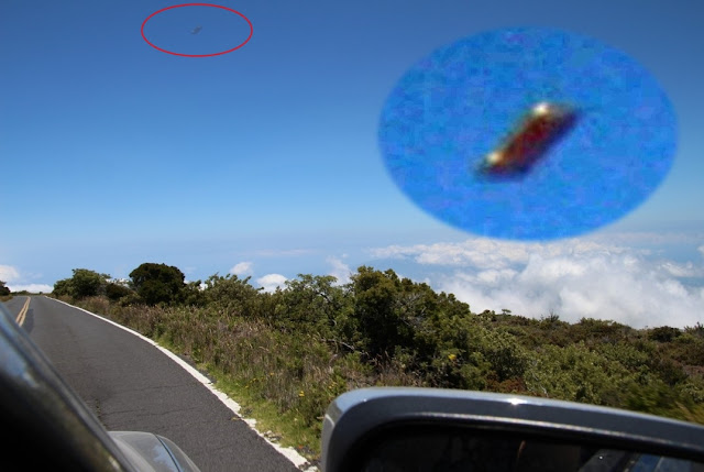 UFO News ~ Rectangular UFO photographed in the sky over Maui, Hawaii  plus MORE Rectangular%2BUFO%2BHawaii%2B%25282%2529