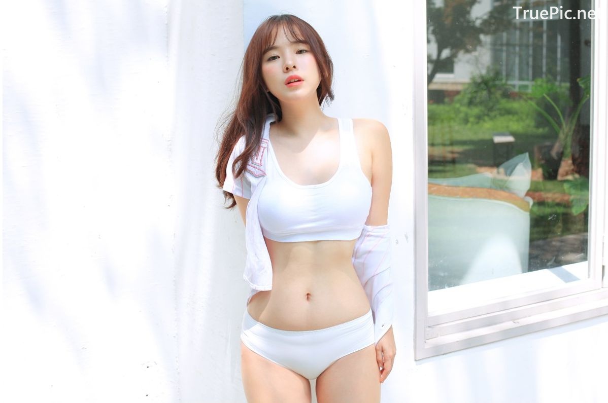 Image-Korean-Lingerie-Queen-Haneul-Model-Black-And-White-Fitness-Set-TruePic.net- Picture-12